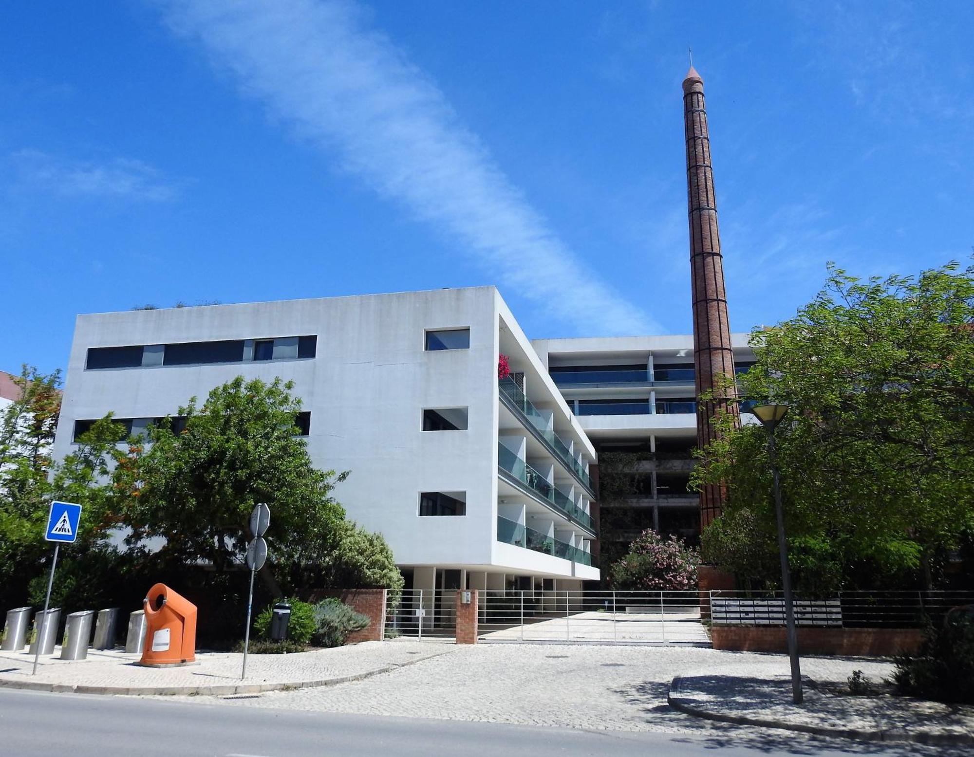 Lagos Factory Green Экстерьер фото